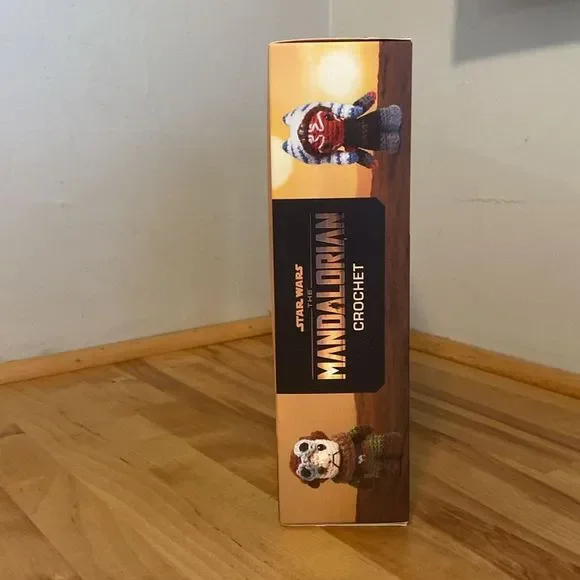 Star Wars The Mandalorian Crochet Kit Brand New In Box - Picture 2 of 5